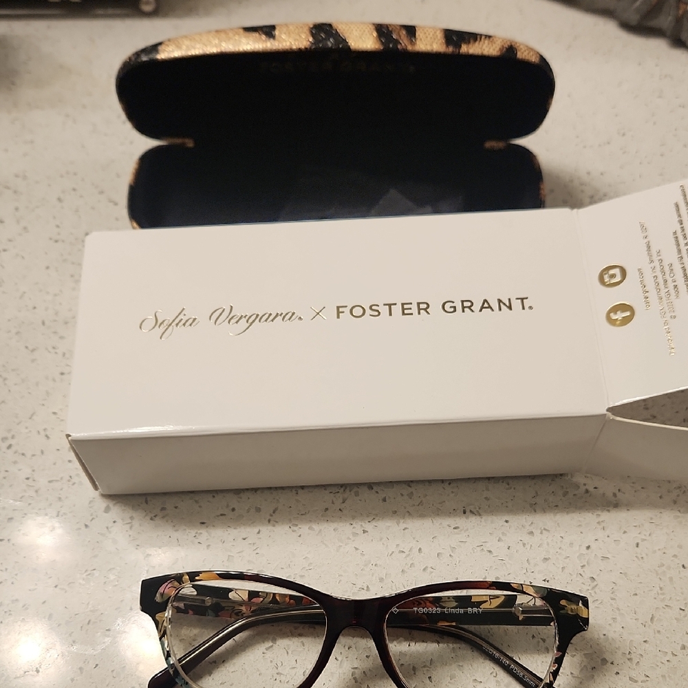 Foster Grant Black and Gold Glasses